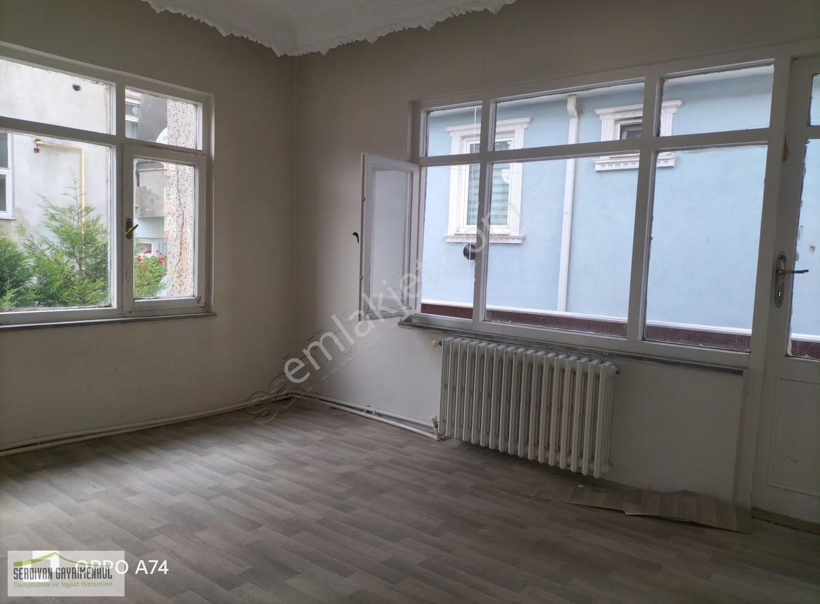 Sakarya Merkezde Kiralık 3+1 Geniş Daire... - Görsel 21