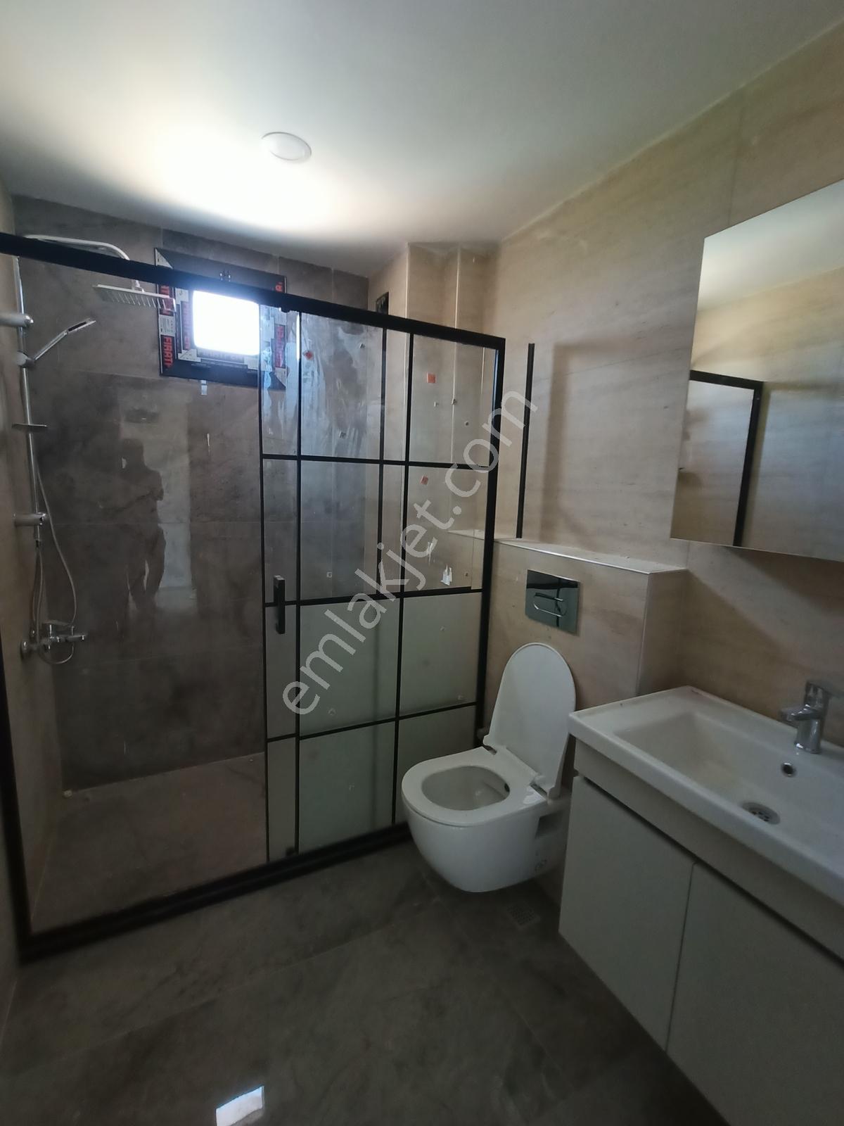 Eski Mezitli Mah 2.çevreyolu Civarı Kiralık Geniş 1+1 Daire - Görsel 7