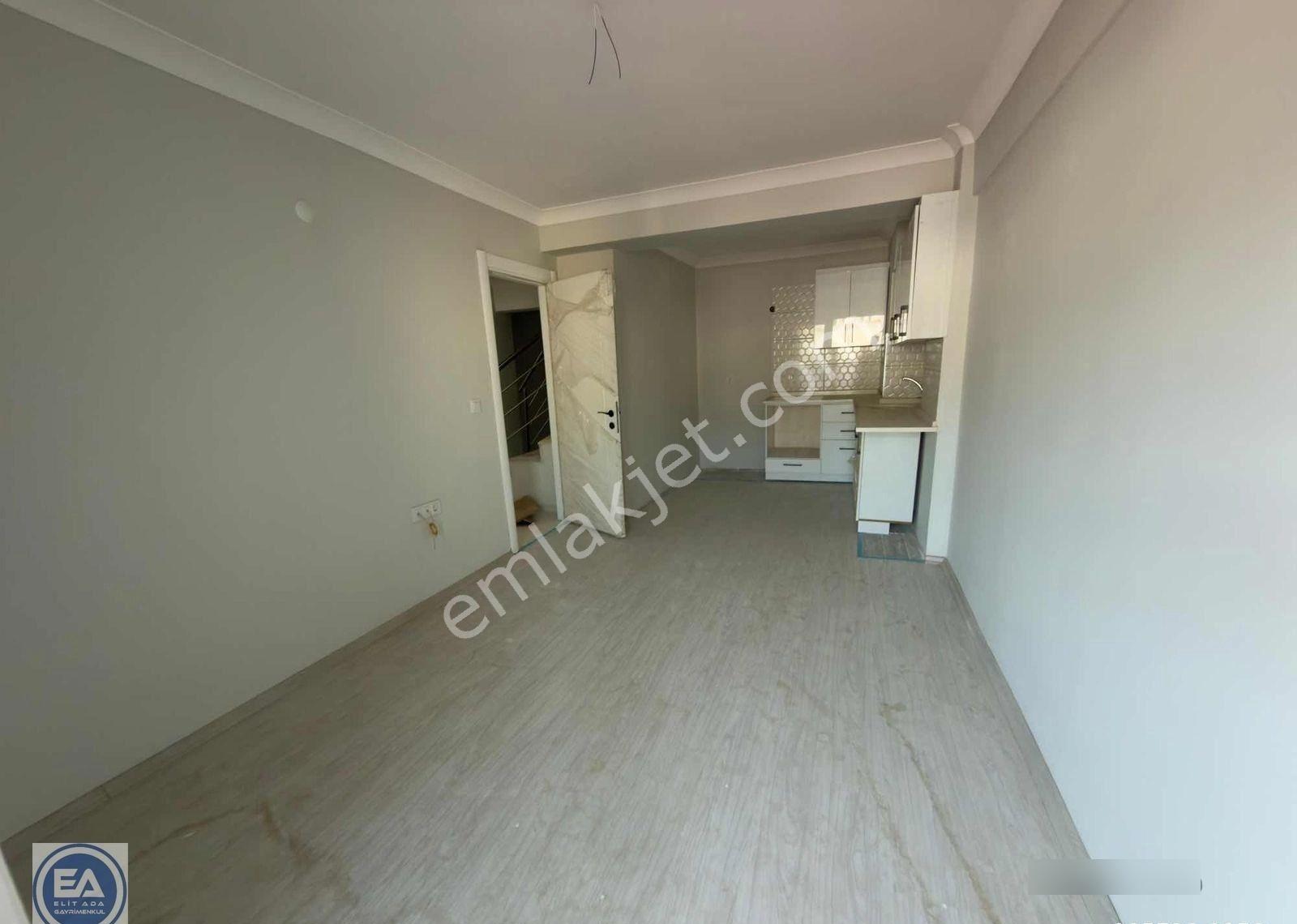 Kuşadası Davutlar'da Doğa Manzaralı 4+1 Dubleks Daire - Görsel 18
