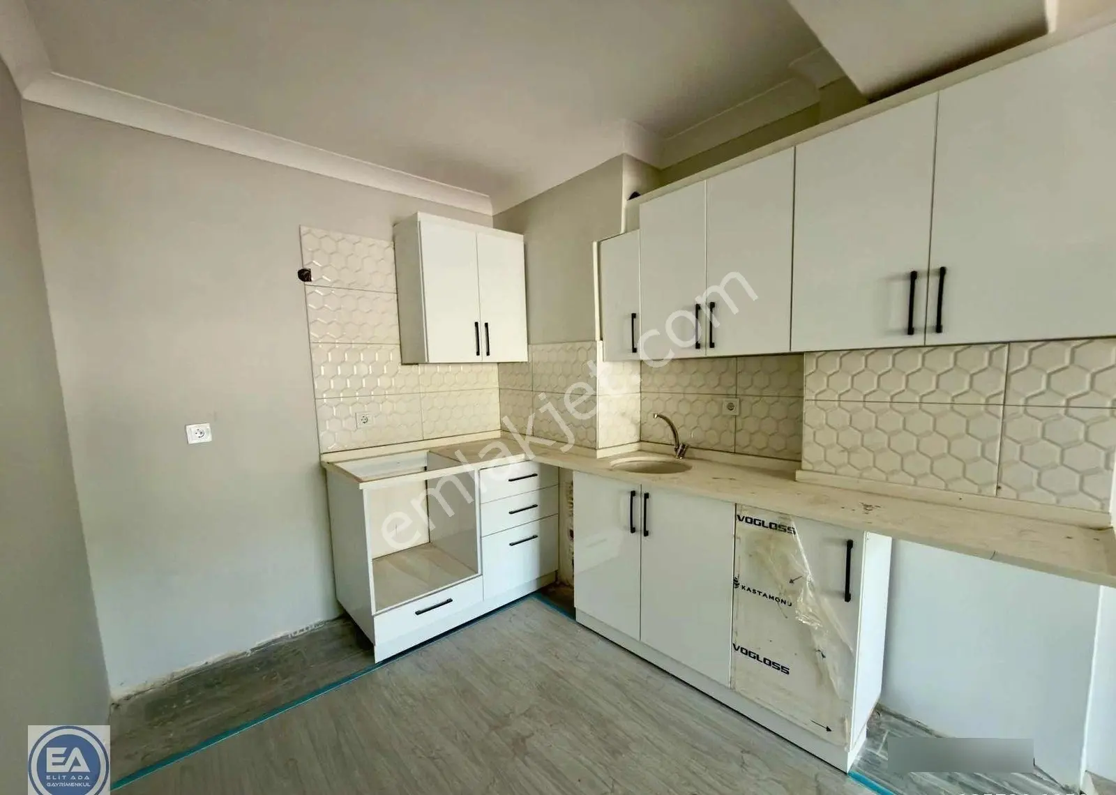 Kuşadası Davutlar'da Doğa Manzaralı 4+1 Dubleks Daire - Görsel 2