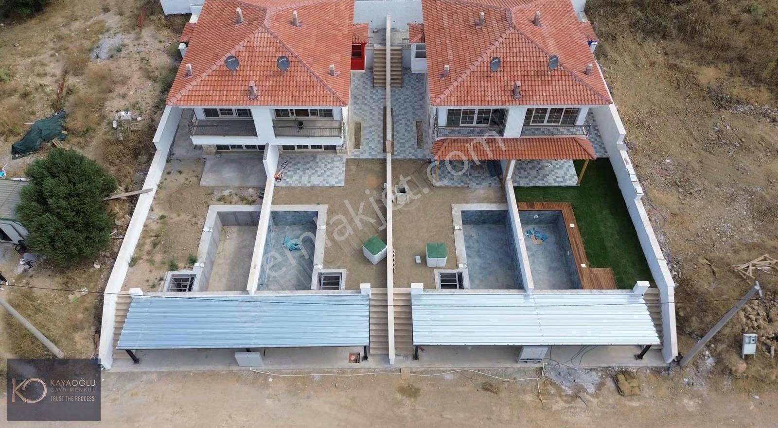 Foça Kozbeyli Gerenköy Kavşağı'nda Müstakil Havuzlu Lüks Villa - Görsel 29