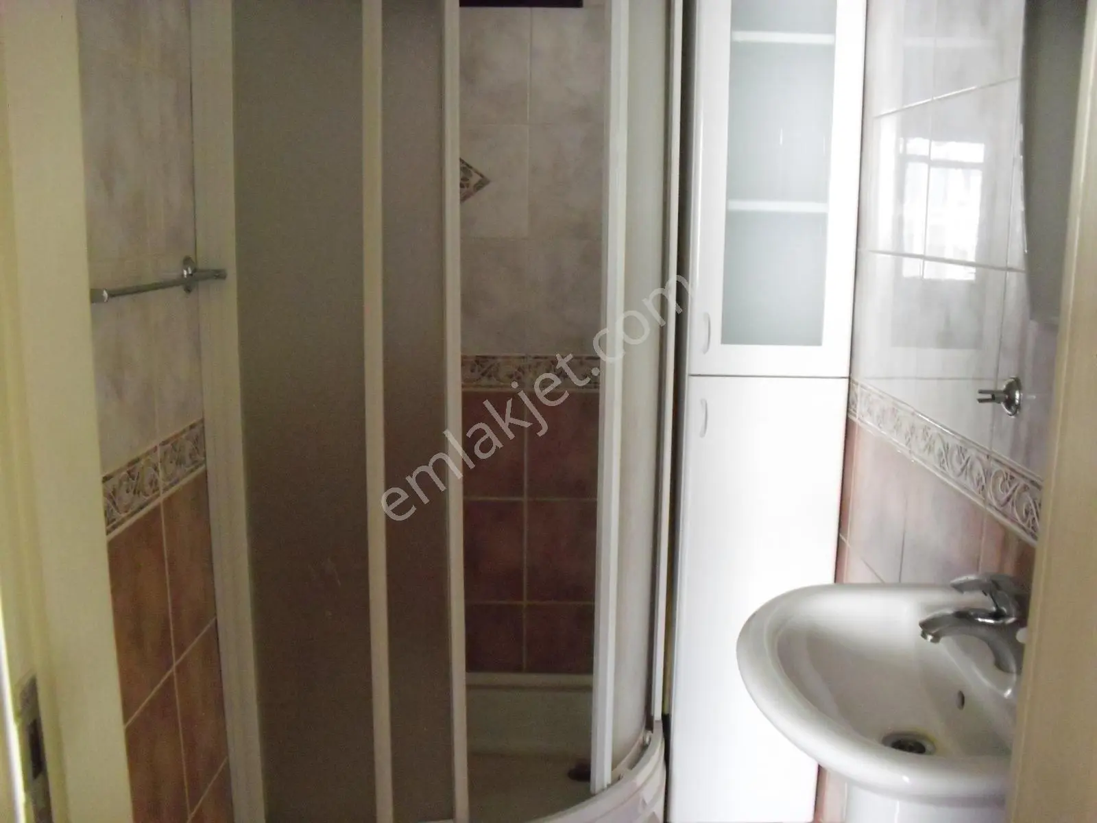 Bahçelievler 1.cad 58.sok'da 4+1 Çift Banyo Kiralık Daire - Görsel 3