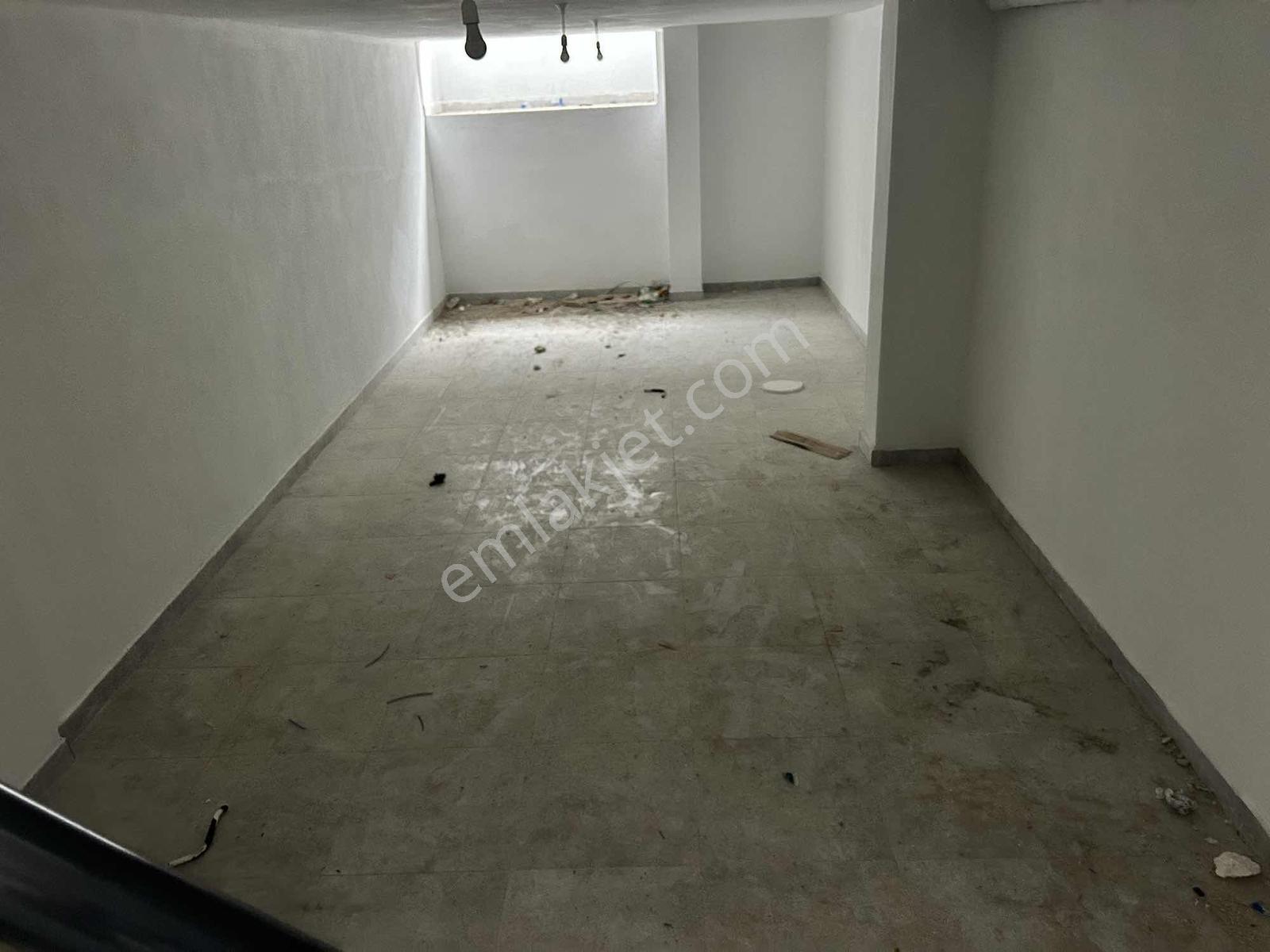 Çamlıbel'de Satılık Cad.üzeri Yasemin Taksi Yakını Depolu Dükkan - Görsel 12