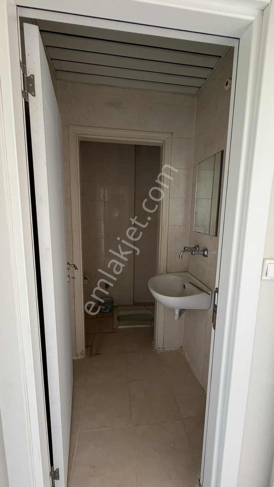 Alt Katında Geniş Deposu Bulunan Masrafsız Satılık Daire - Görsel 15