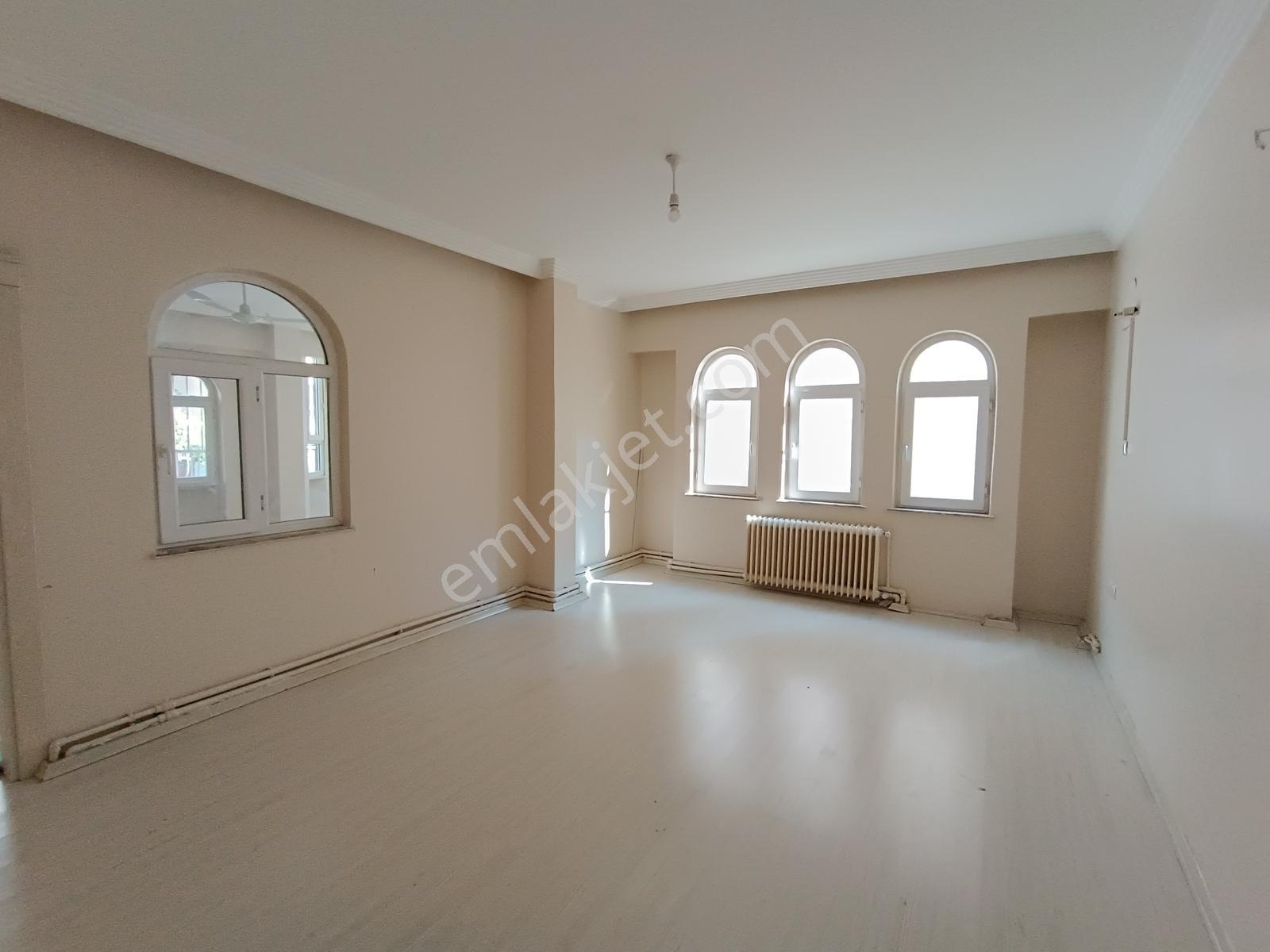 Babacandan Yenişehirde 3+1 Kiralık Daire - Görsel 3
