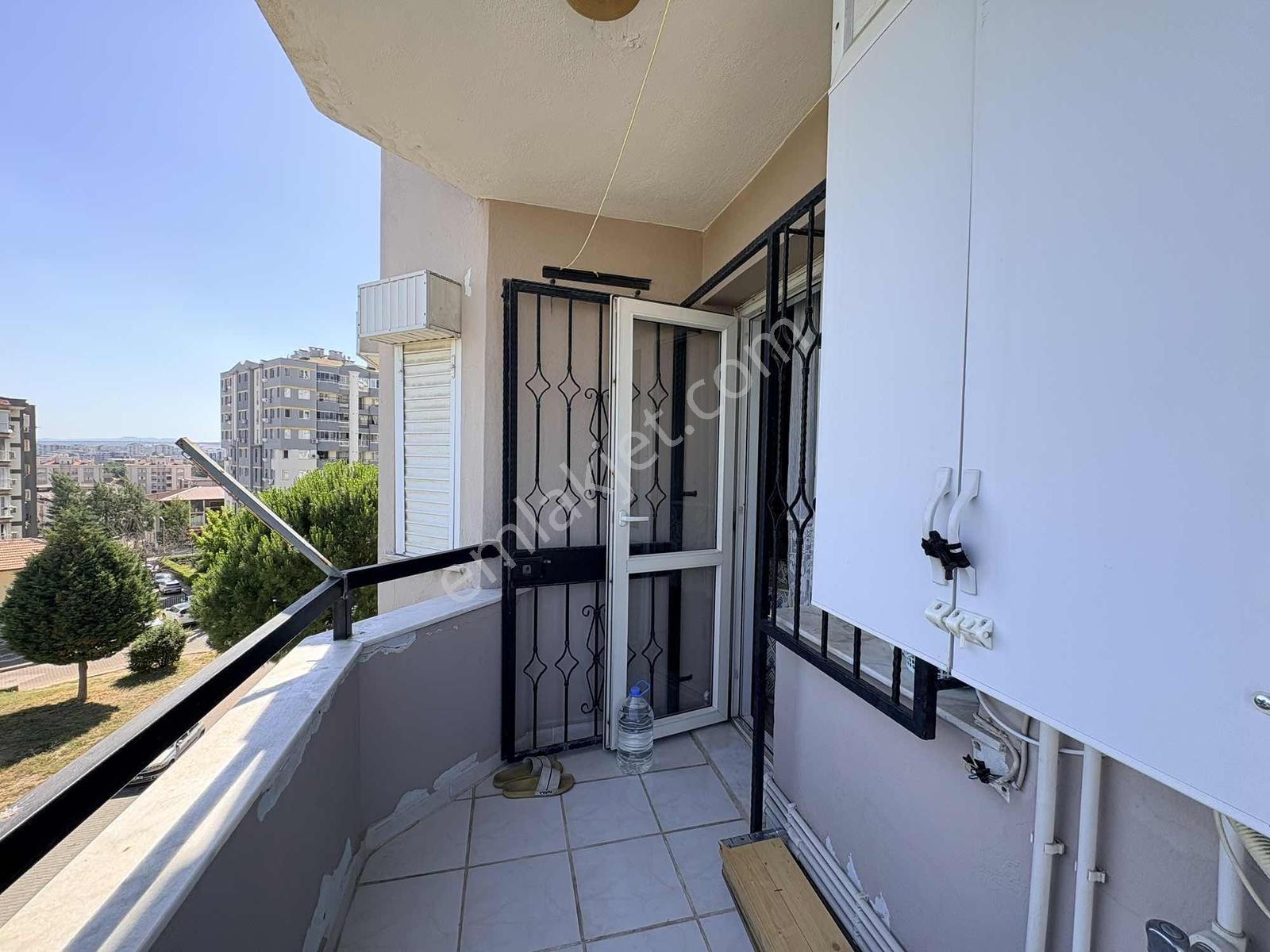 Buket Emlaktan Satılık 1+1 Daire Doğalgazlı Asansörlü Kilerli - Görsel 5