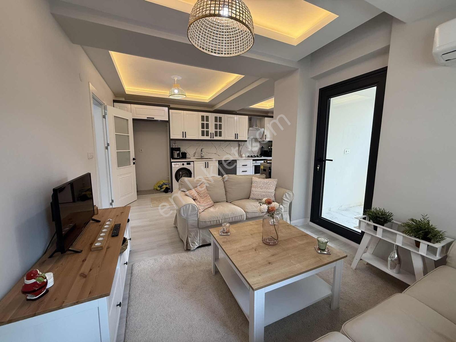 Uygan'dan Torbalı Mah. 1+1 60m² Full Eşyalı İzban Dibi Daire