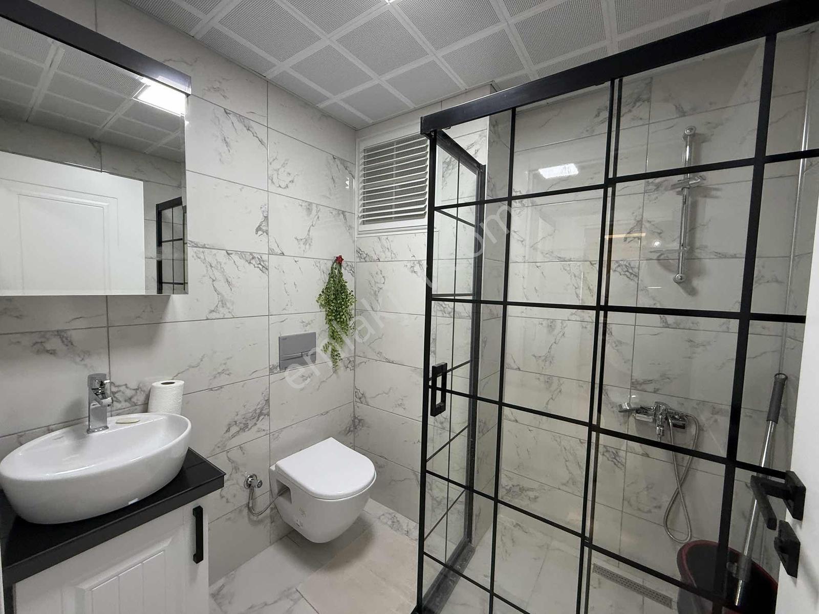 Uygan'dan Torbalı Mah. 1+1 60m² Full Eşyalı İzban Dibi Daire - Görsel 9
