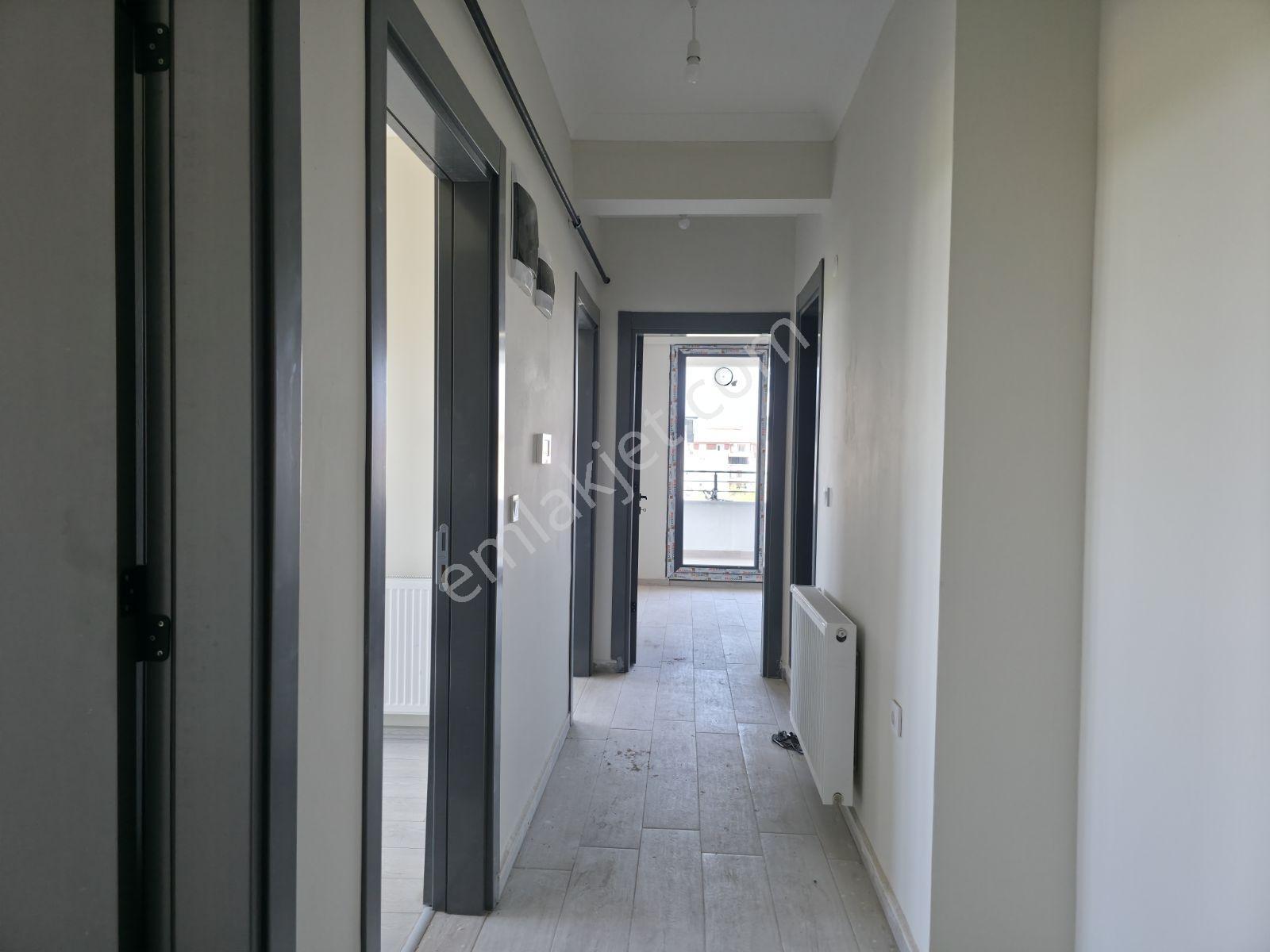 Burhaniye Cumhuriyet Mah. Sıfır 2+1 Kiralık Daire Ayrı Mutfak - Görsel 17