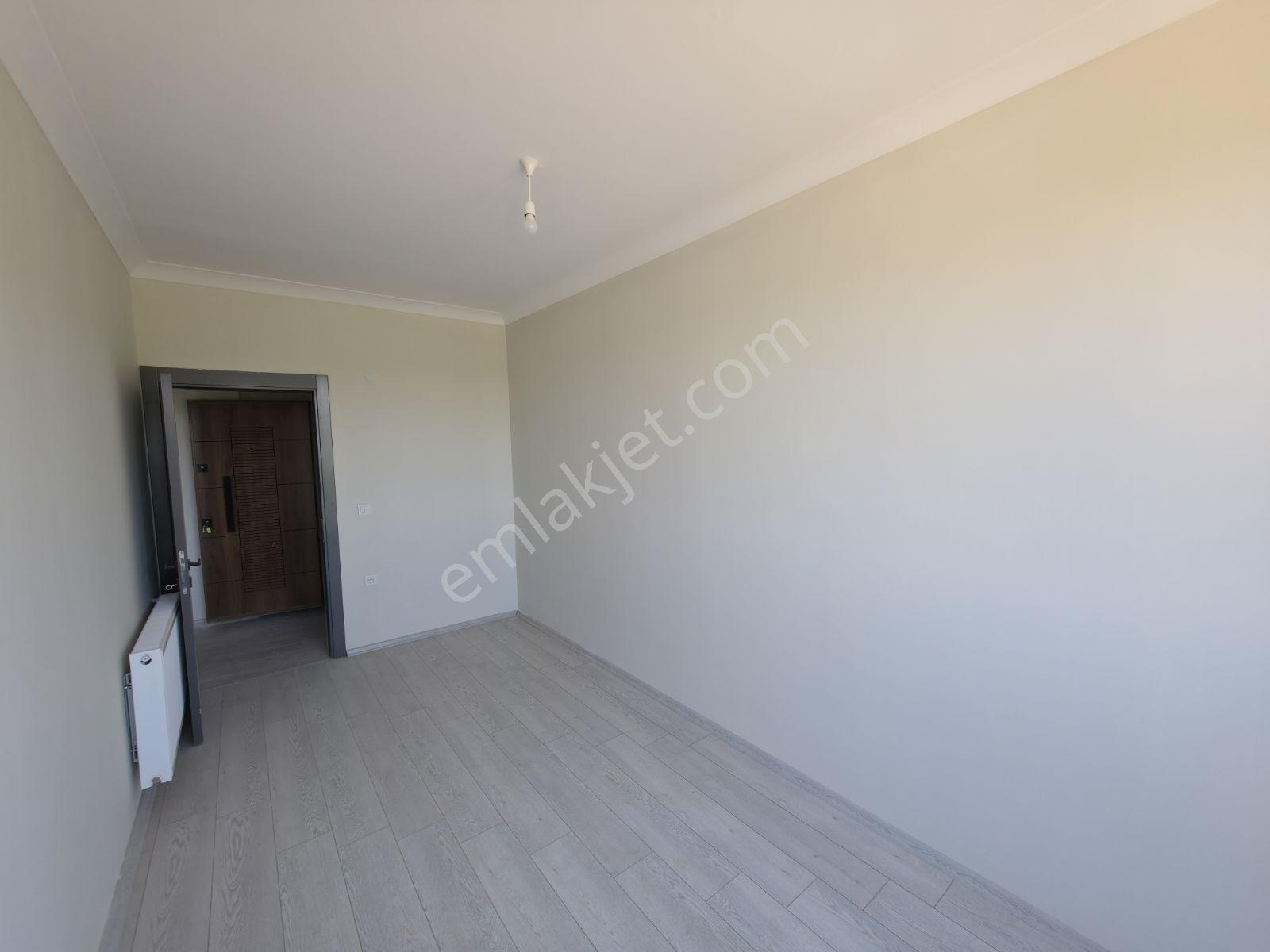 Burhaniye Cumhuriyet Mah. Sıfır 2+1 Kiralık Daire Ayrı Mutfak - Görsel 10