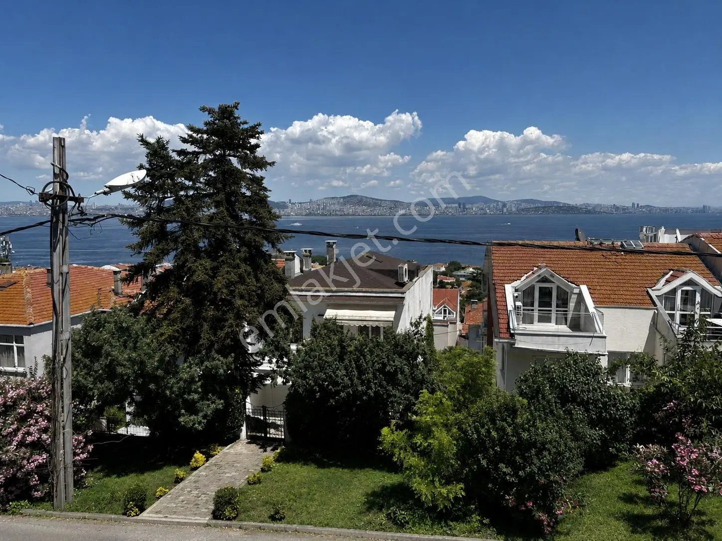 Kınalı Ada'da Satılık Panoramik Deniz Manzaralı Müstakil Ev - Görsel 2