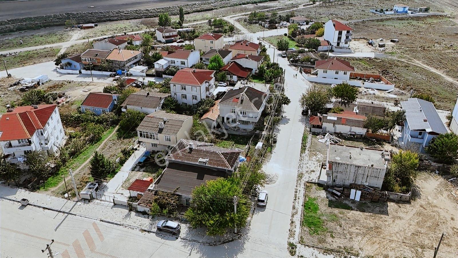 Sağlık Mah. Satılık 335m2 Köşe Parsel Çift Dairelik Arsa - Görsel 6