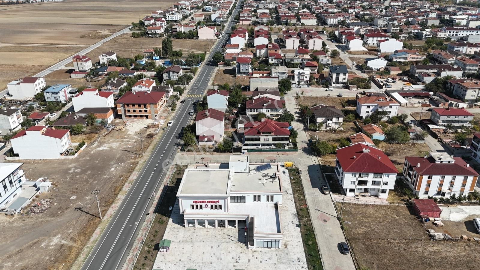 Sağlık Mahallesi 442m2 Köşe Parsel Çift Dairelik Arsa - Görsel 3