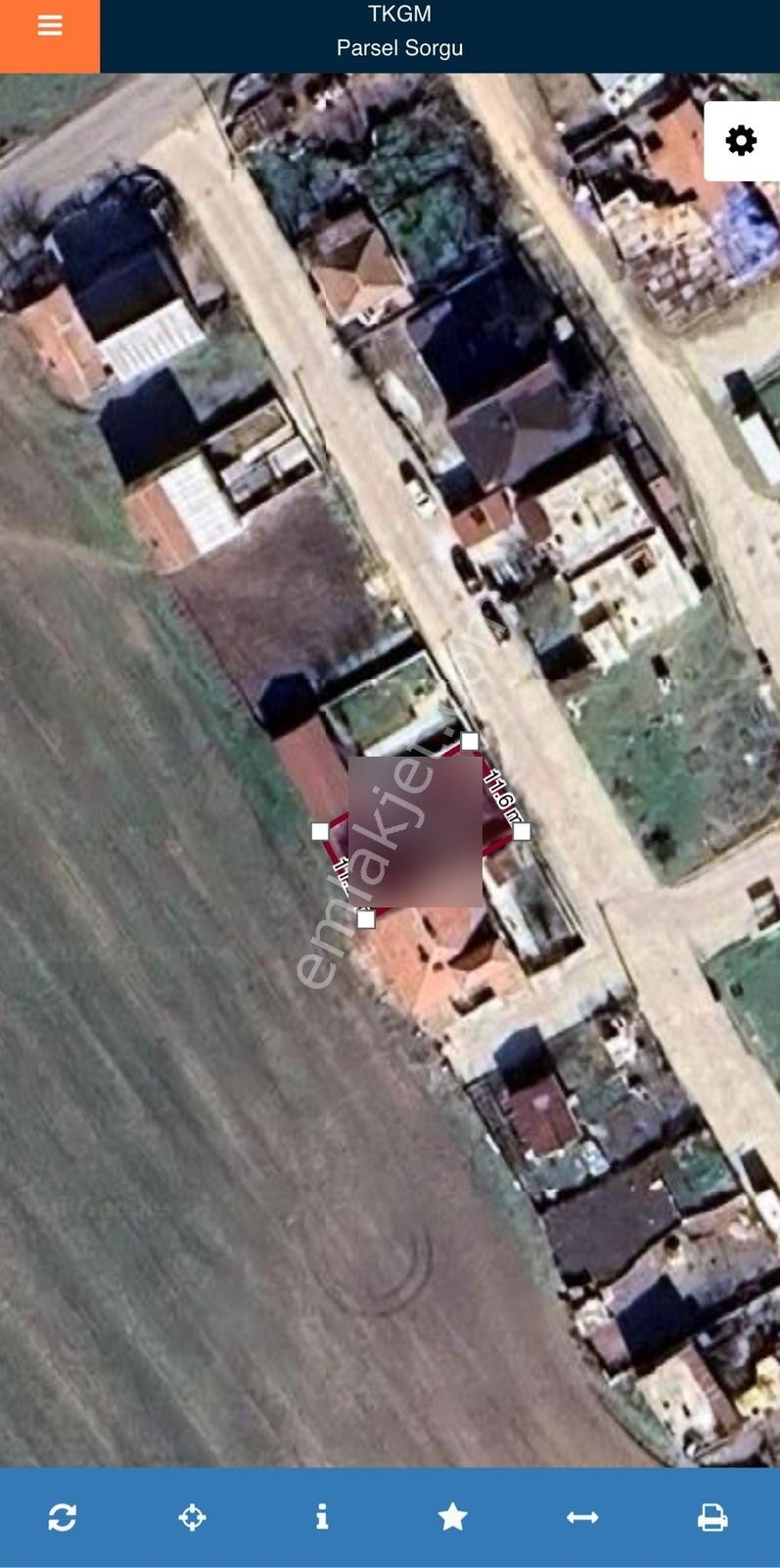 Cumhuriyet Mahallesi Satılık 220m2 Tek Tapu Arsa - Görsel 3
