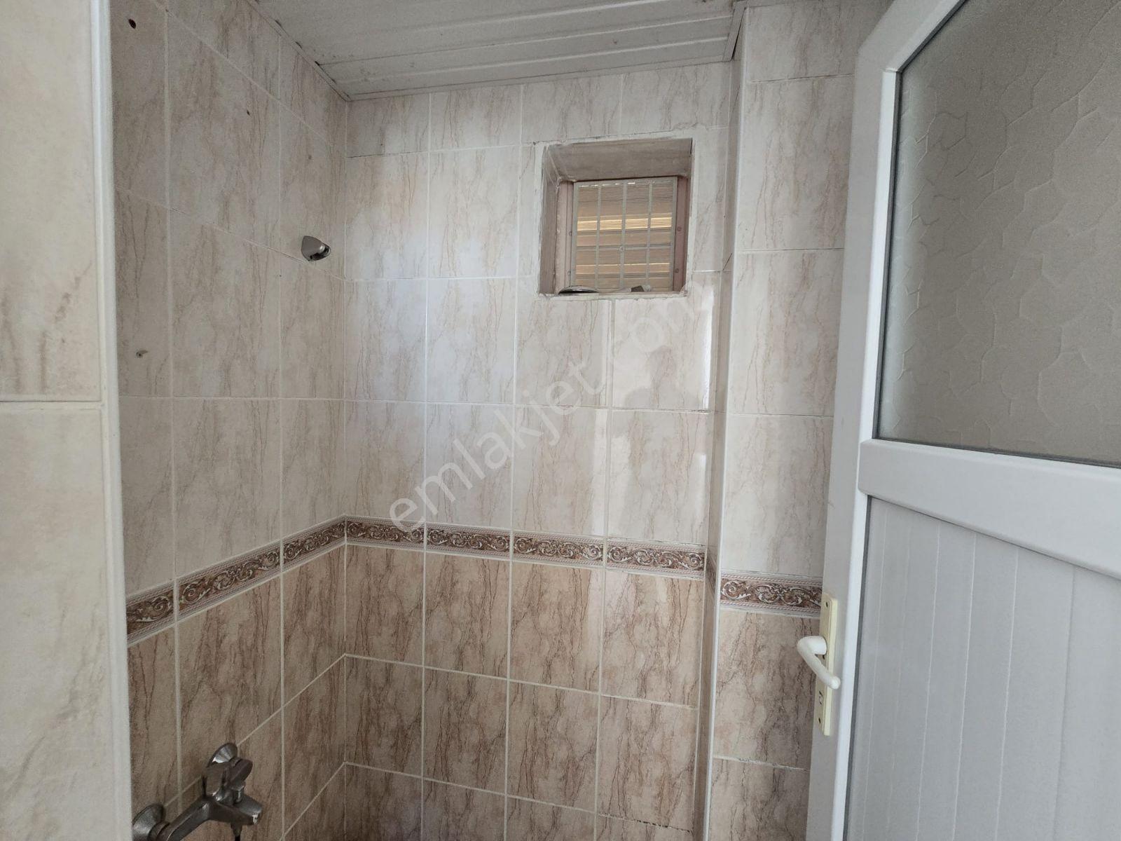 Azger Emlaktan Karşıyakada 4+1 Kiralık Daire - Görsel 18