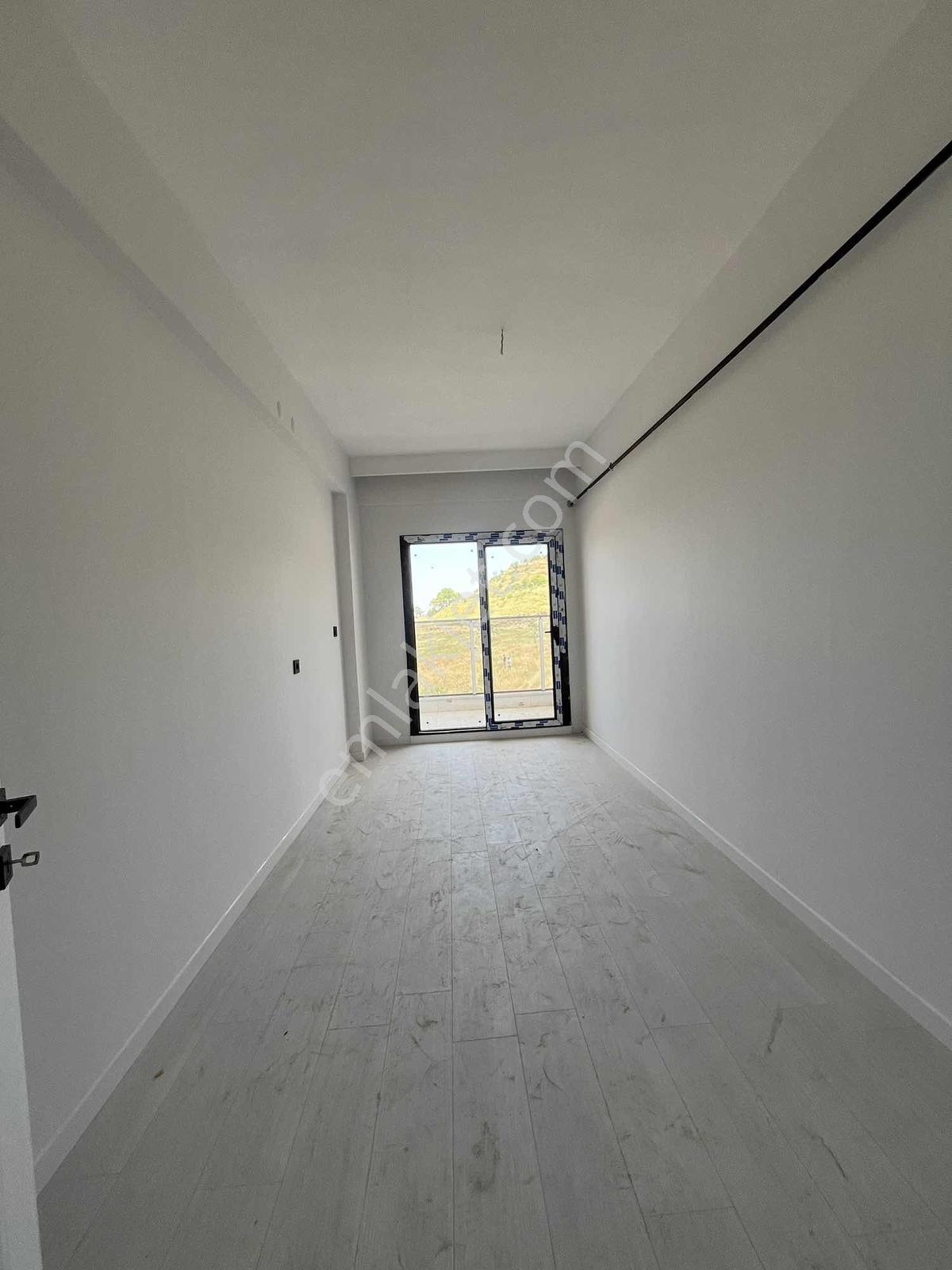 Pavilion Garden Sitesinde 3+1 Yerden Isıtmalı Daire - Görsel 17