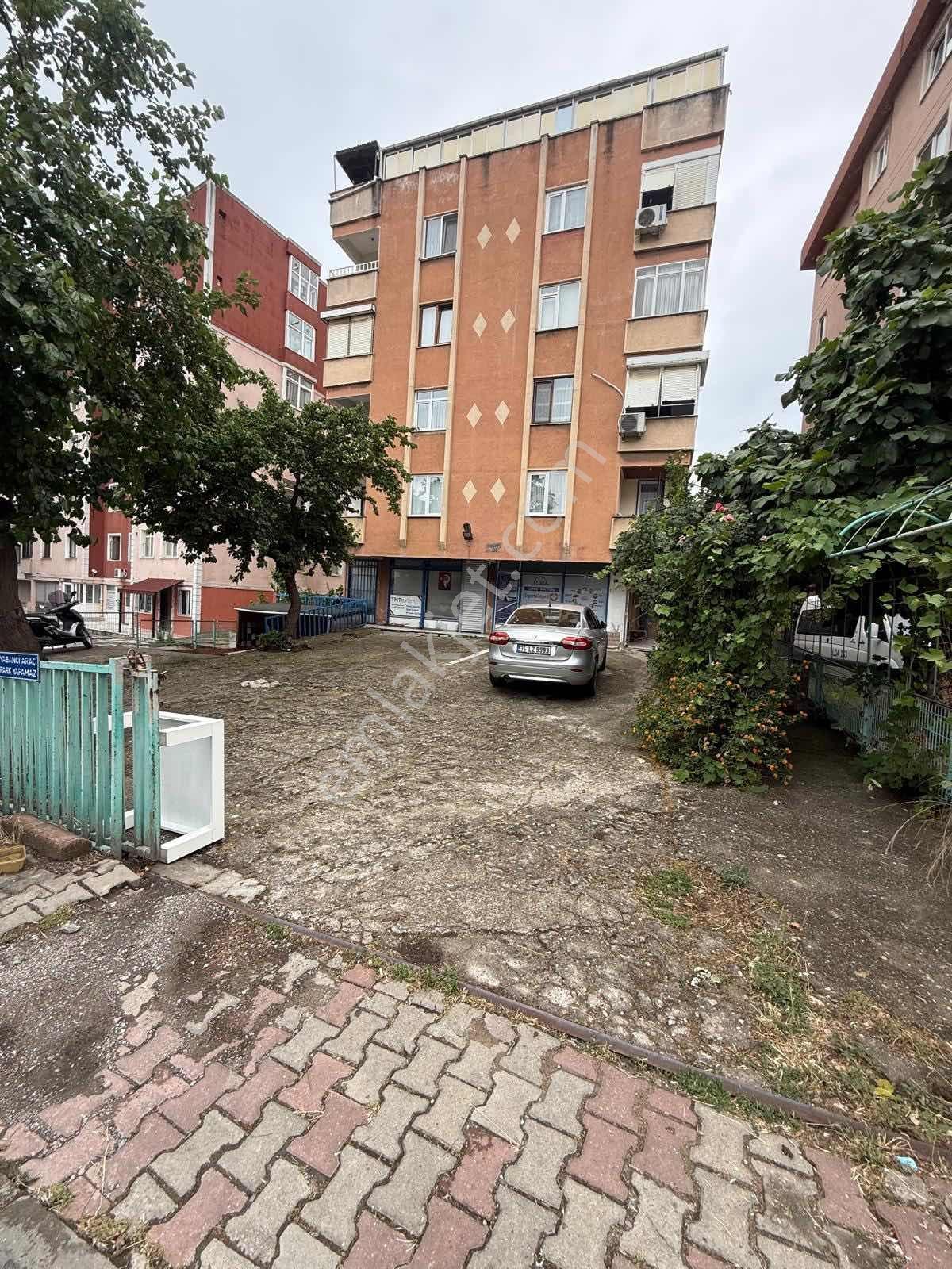 Cevizli Savaş Sokak Balkonlu Ferah Kombili 2+1 Daire - Görsel 13