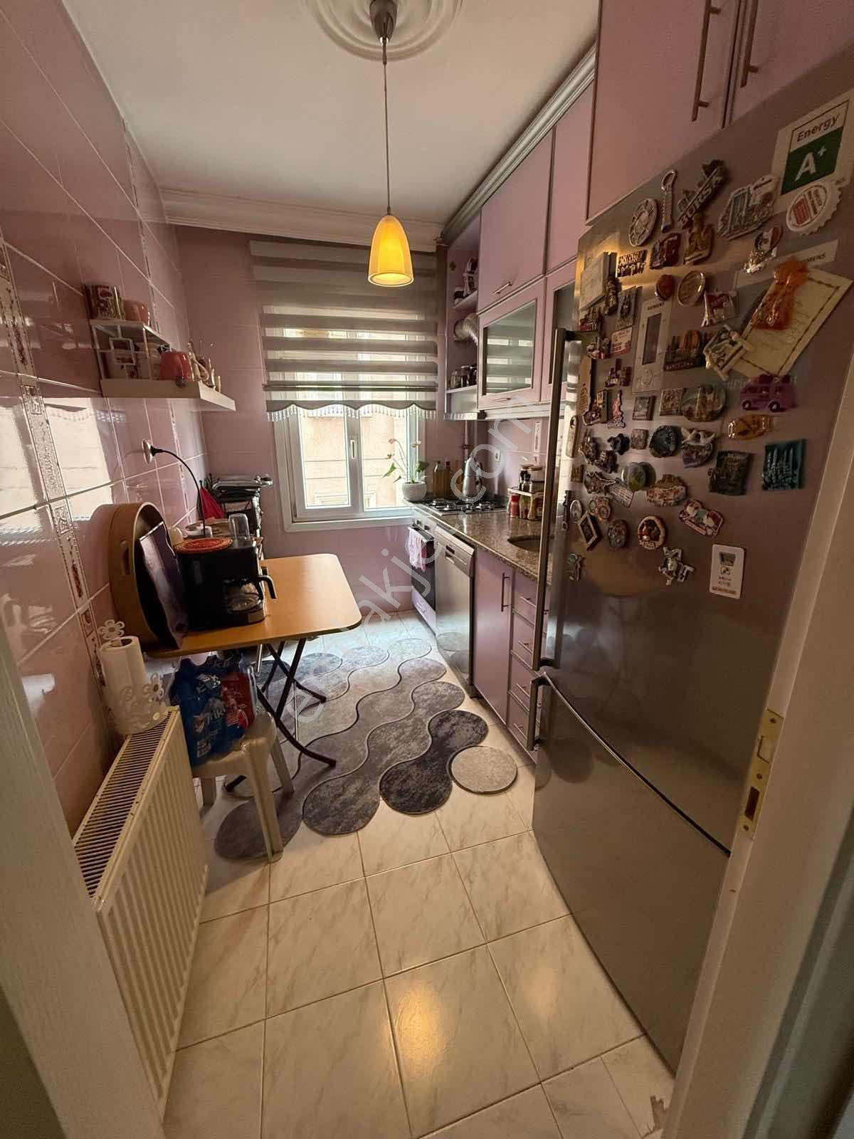 Cevizli Savaş Sokak Balkonlu Ferah Kombili 2+1 Daire - Görsel 19