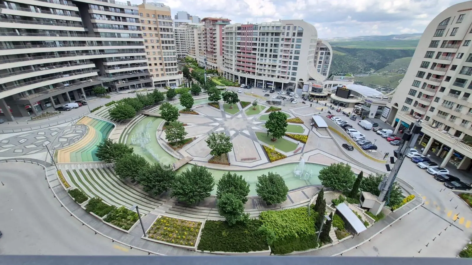 Sinpaş Kule Büyük Tip 1+1 Balkonlu Mazaralı Kiralık Daire
