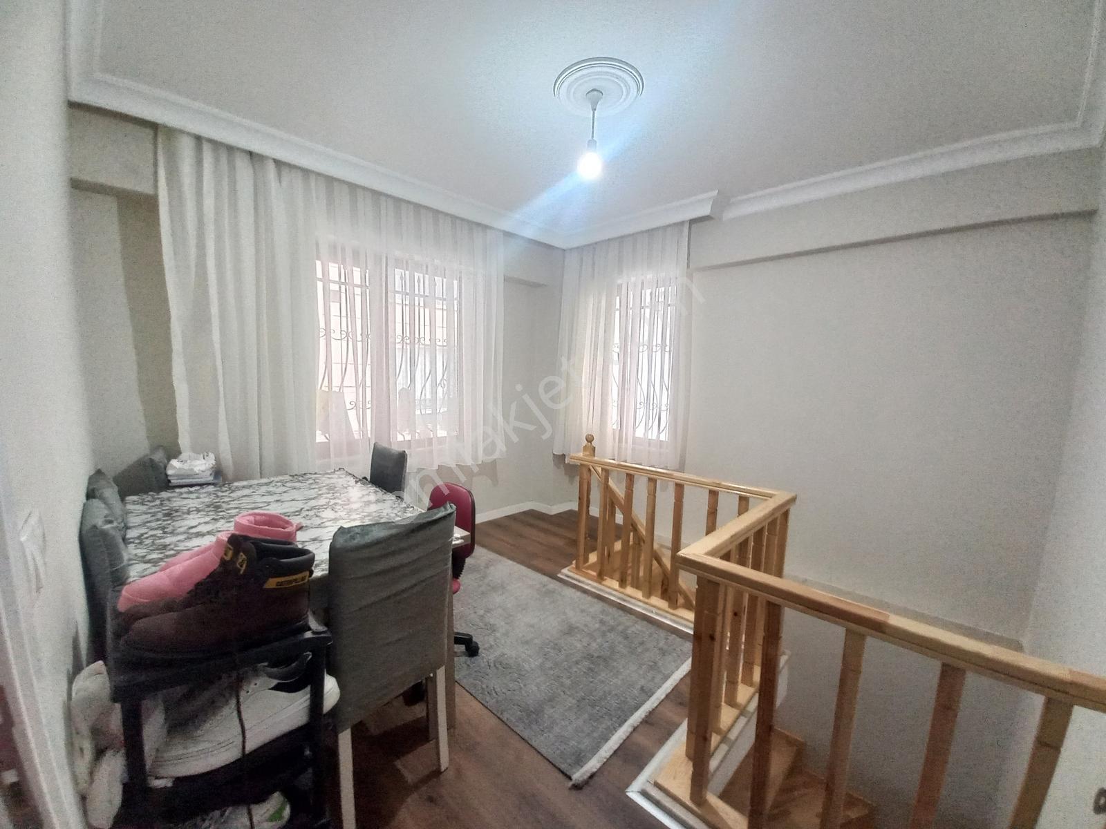 Şeref Emlak Satılık Ters Dubleks Daire 3.650.000 Tl - Görsel 13
