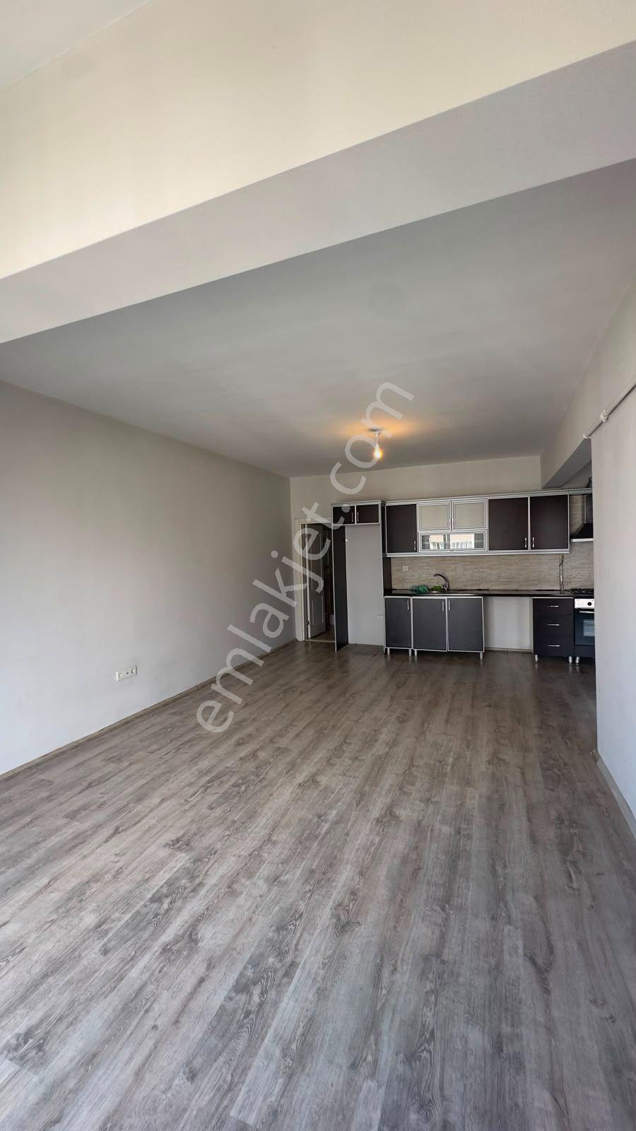Beylikdüzü Site Metrobüse 3 Dk Ferah Geniş 1+1 Kiralık Daire - Görsel 9