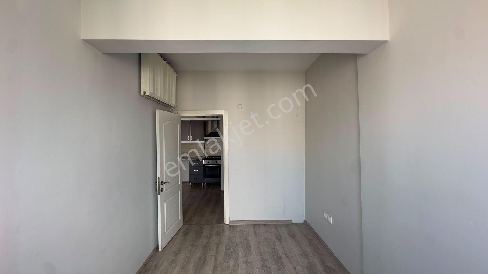 Beylikdüzü Site Metrobüse 3 Dk Ferah Geniş 1+1 Kiralık Daire - Görsel 34