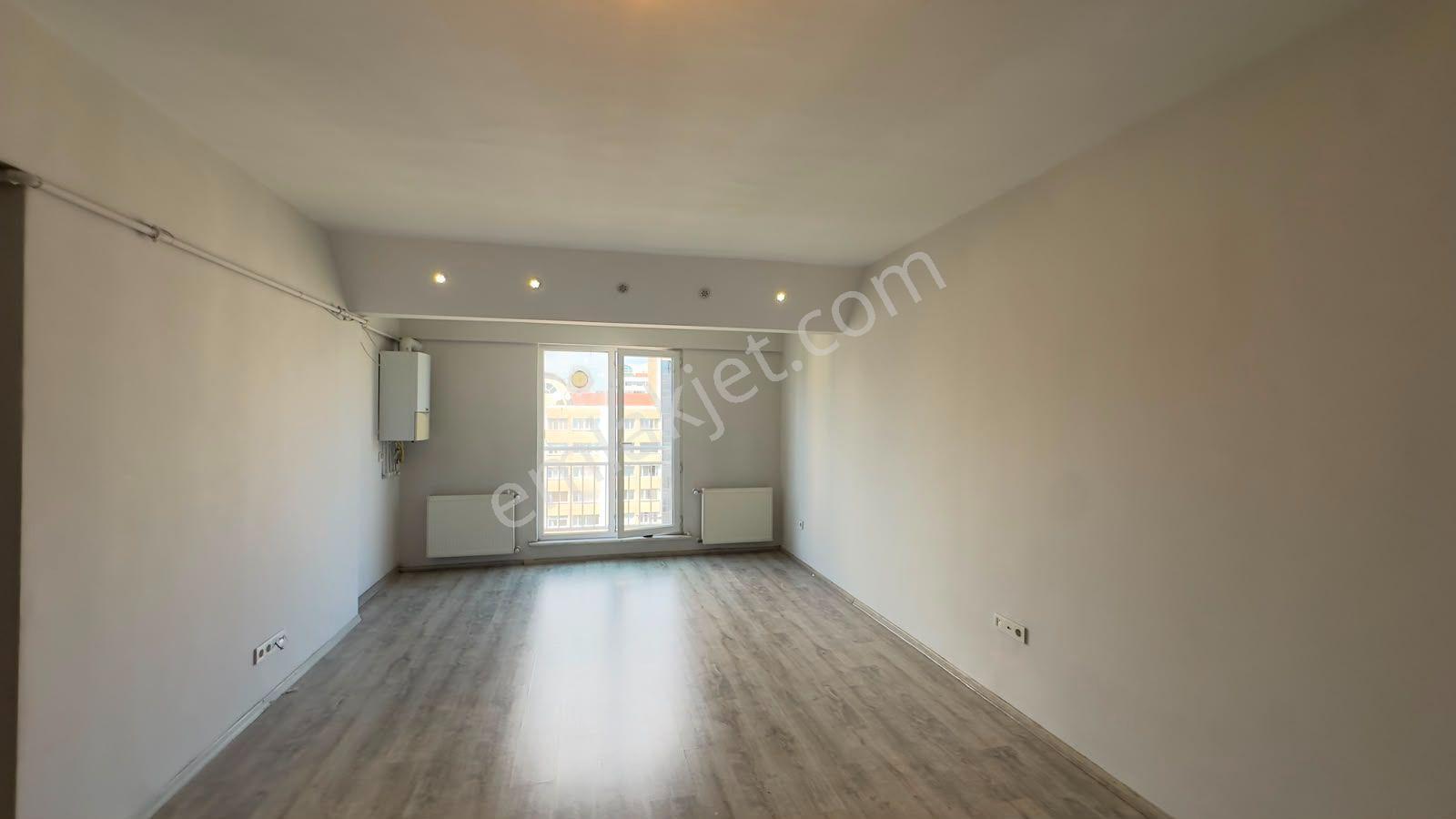 Beylikdüzü Site Metrobüse 3 Dk Ferah Geniş 1+1 Kiralık Daire - Görsel 27