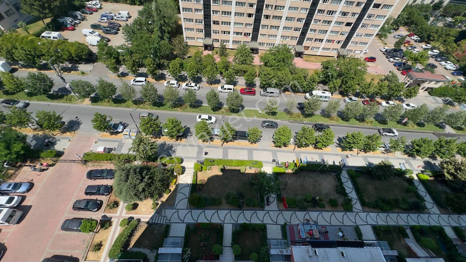 Beylikdüzü Site Metrobüse 3 Dk Ferah Geniş 1+1 Kiralık Daire - Görsel 7