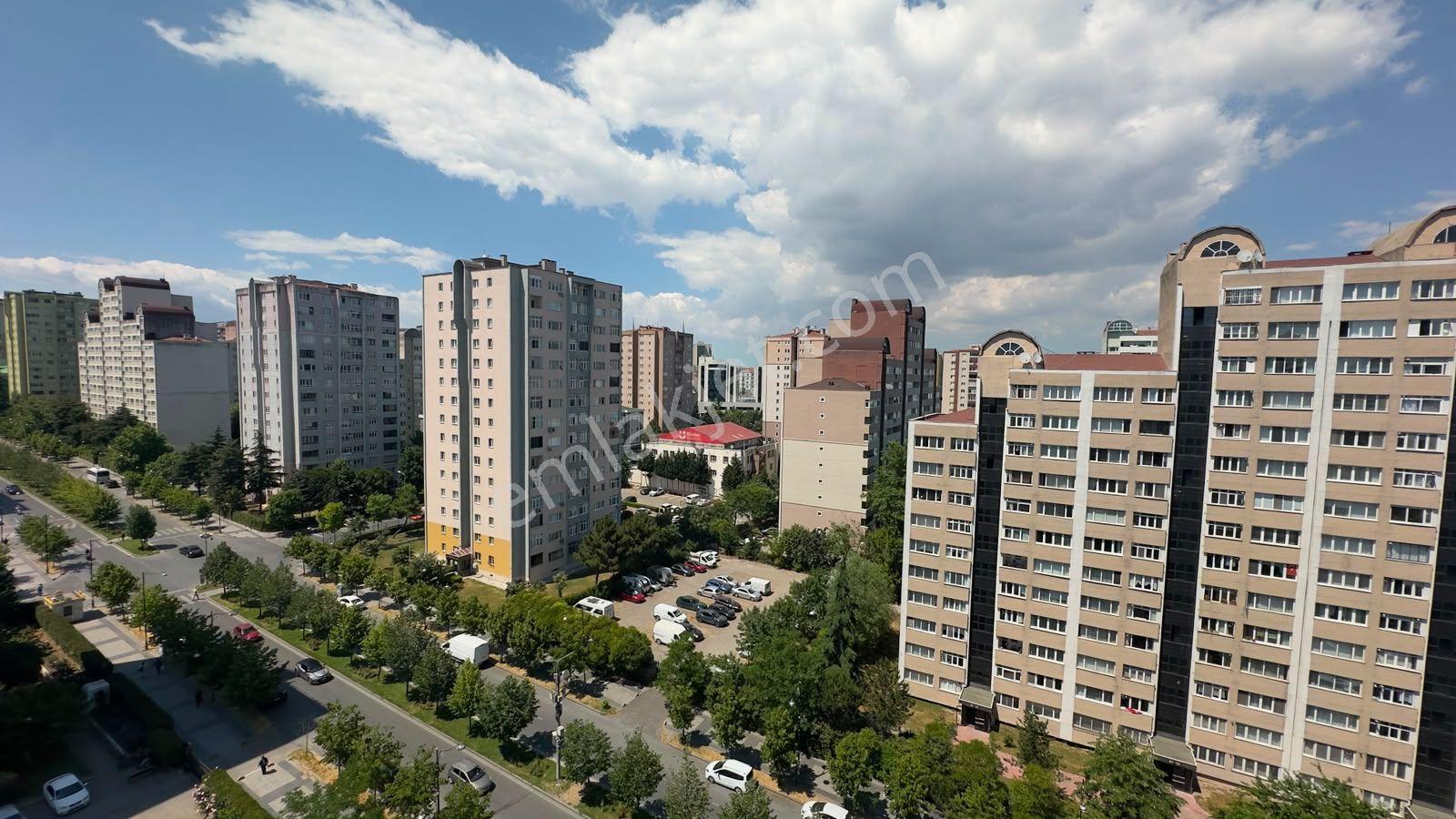 Beylikdüzü Site Metrobüse 3 Dk Ferah Geniş 1+1 Kiralık Daire - Görsel 8