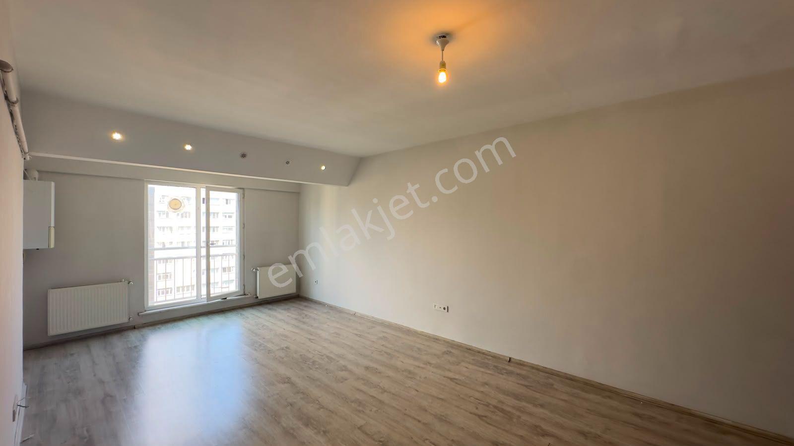 Beylikdüzü Site Metrobüse 3 Dk Ferah Geniş 1+1 Kiralık Daire - Görsel 25