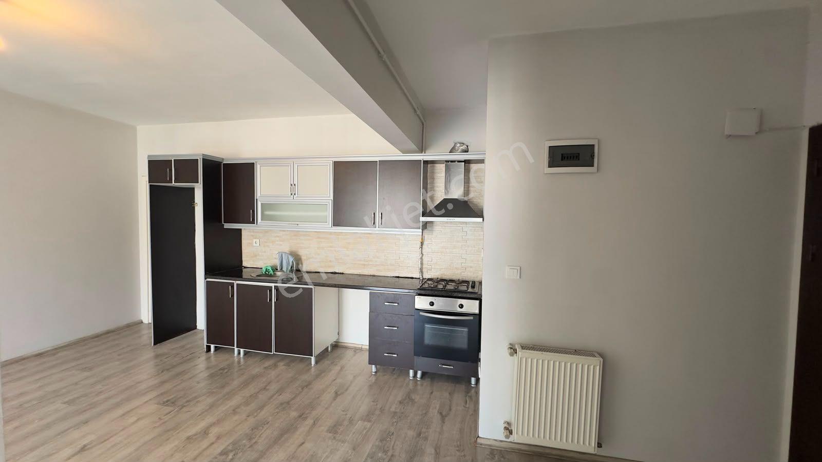 Beylikdüzü Site Metrobüse 3 Dk Ferah Geniş 1+1 Kiralık Daire - Görsel 35