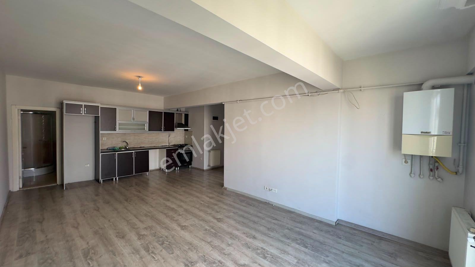 Beylikdüzü Site Metrobüse 3 Dk Ferah Geniş 1+1 Kiralık Daire - Görsel 13