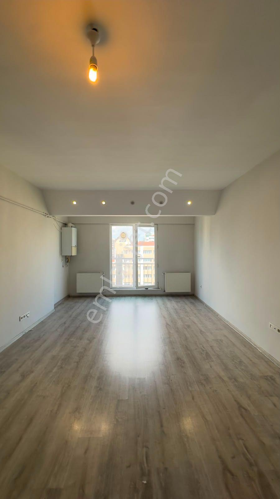 Beylikdüzü Site Metrobüse 3 Dk Ferah Geniş 1+1 Kiralık Daire - Görsel 23