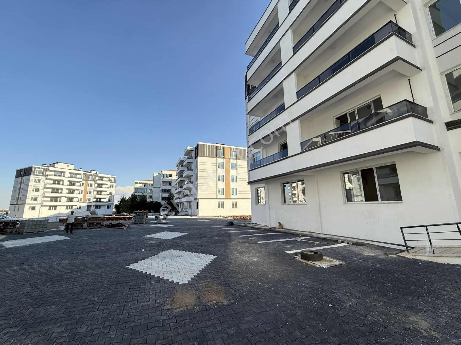 Rota'dan Makina İkmal Karşısı Satılık 2+1 Yatay Mimari Daire - Görsel 13