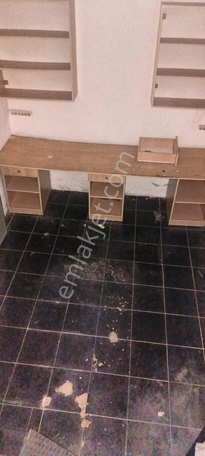 3 Ev Emlak'tan Mafesığmaz Mh. 16 M2 +16 M2 Bodrum Kiralık Dükkan - Görsel 16