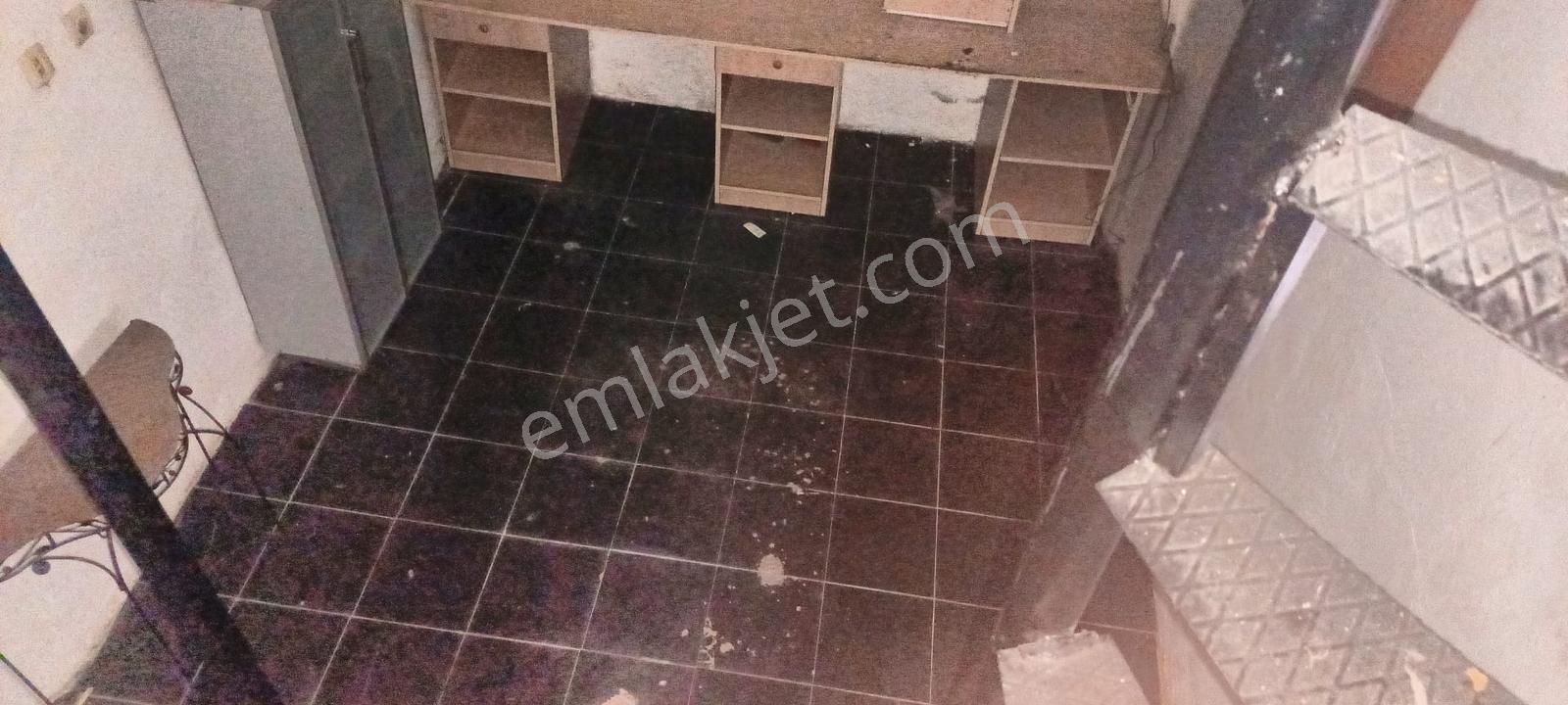 3 Ev Emlak'tan Mafesığmaz Mh. 16 M2 +16 M2 Bodrum Kiralık Dükkan - Görsel 15