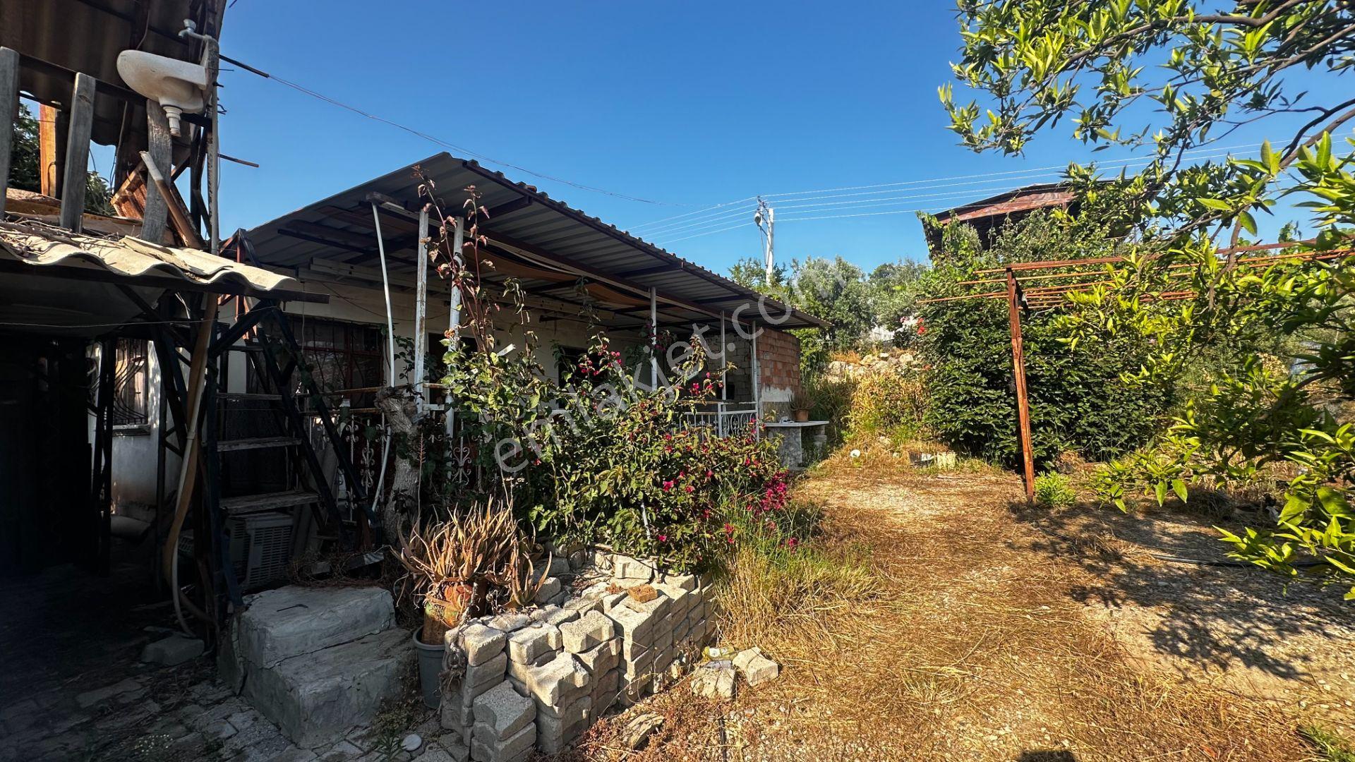 Antalya Beykonak Mahallesi'nde Manzaralı Müstakil Ev Ve Bahçesi - Görsel 31