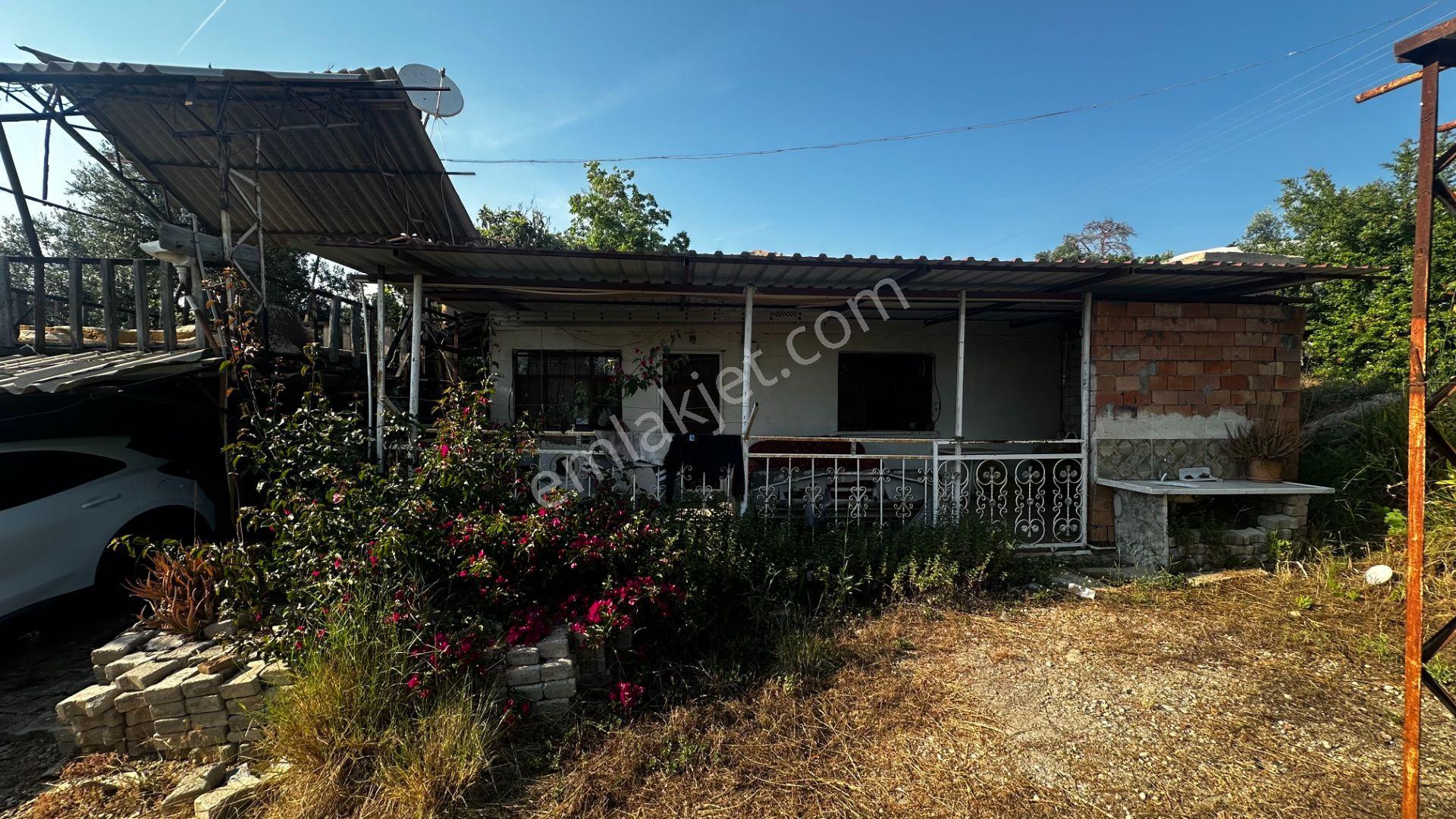 Antalya Beykonak Mahallesi'nde Manzaralı Müstakil Ev Ve Bahçesi - Görsel 15