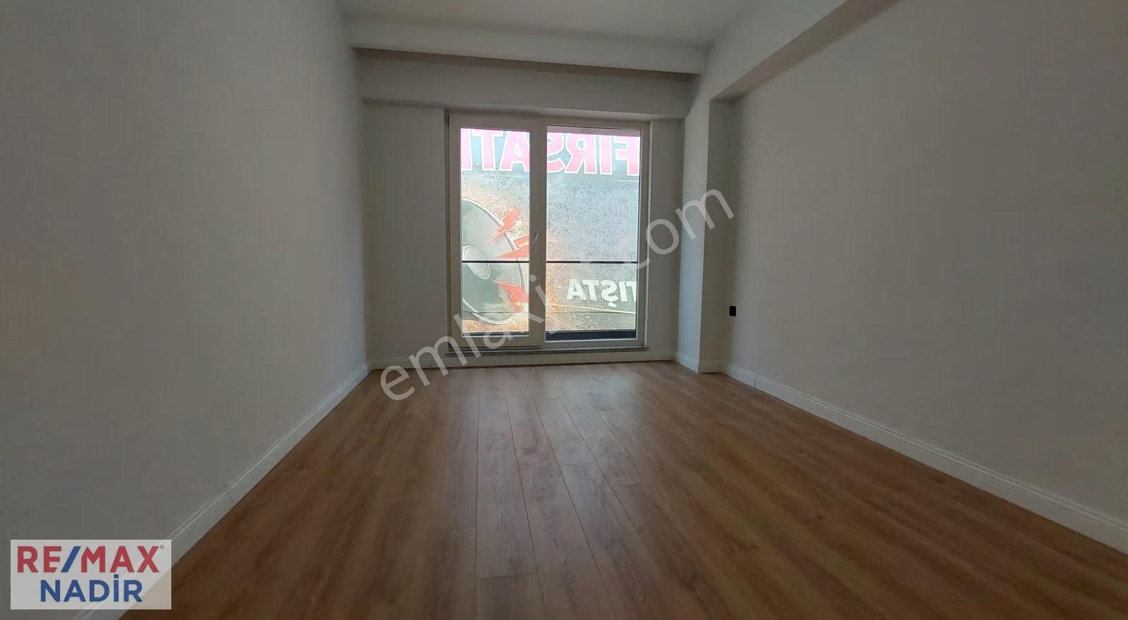 Remaxnadir'den Hastane Karşısı Aksu Plazada Satılık 1+1 - Görsel 16