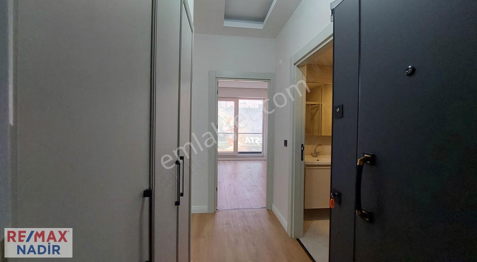 Remaxnadir'den Hastane Karşısı Aksu Plazada Satılık 1+1 - Görsel 15