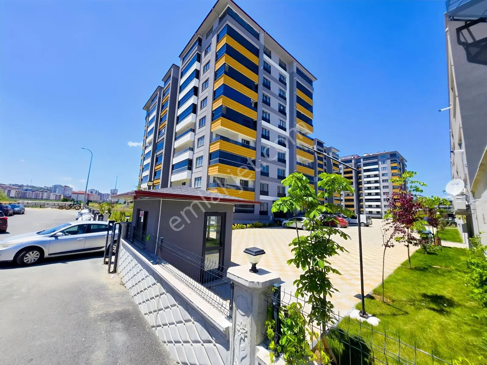 -garanti Emlak'tan, Çocuklu Ailelere Özel, Parka Cepheli 3+1 Lüx