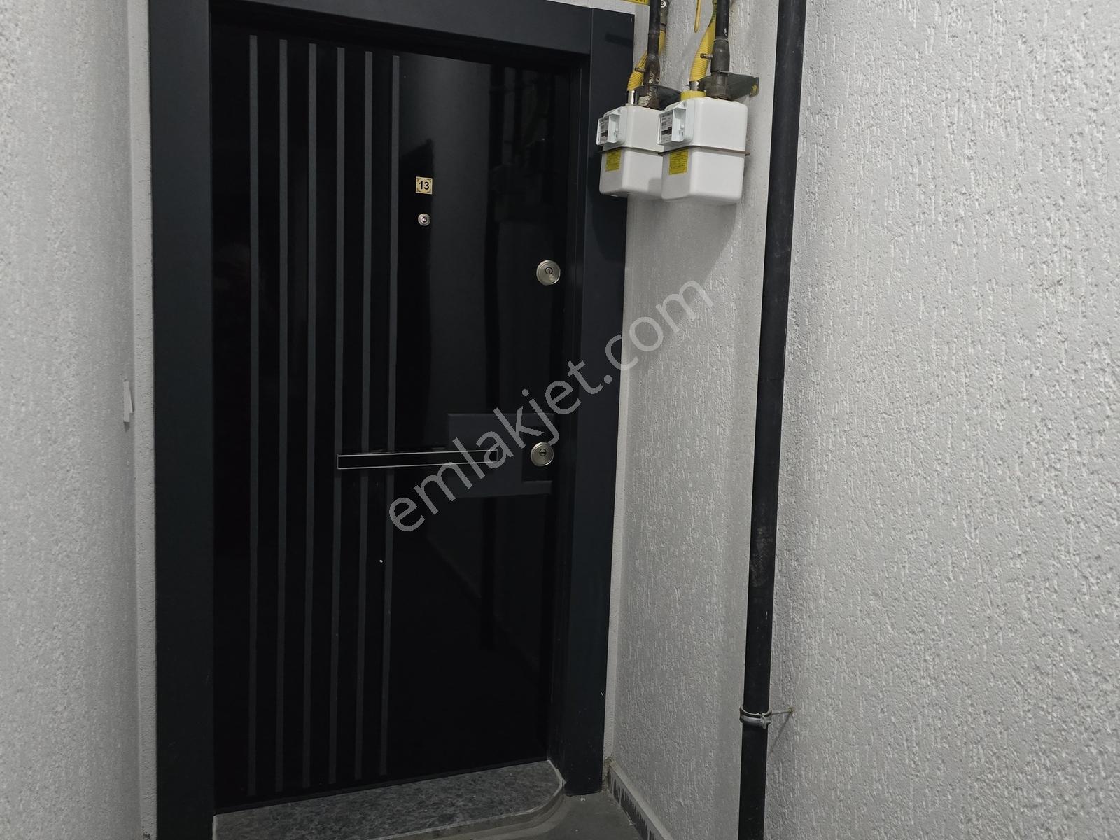 Atatürk Mahallesi Eşyalı Ara Kat Kiralık 1+1 Daire - Görsel 32