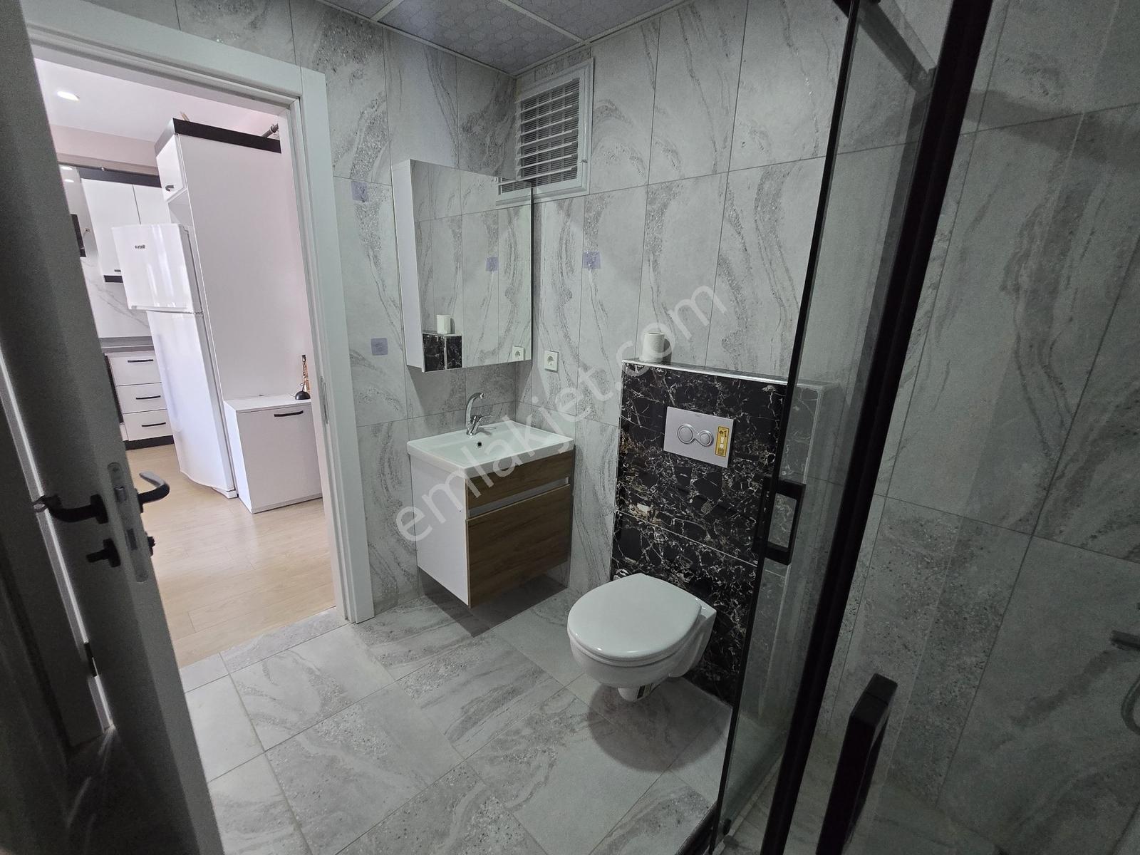 Atatürk Mahallesi Eşyalı Ara Kat Kiralık 1+1 Daire - Görsel 21