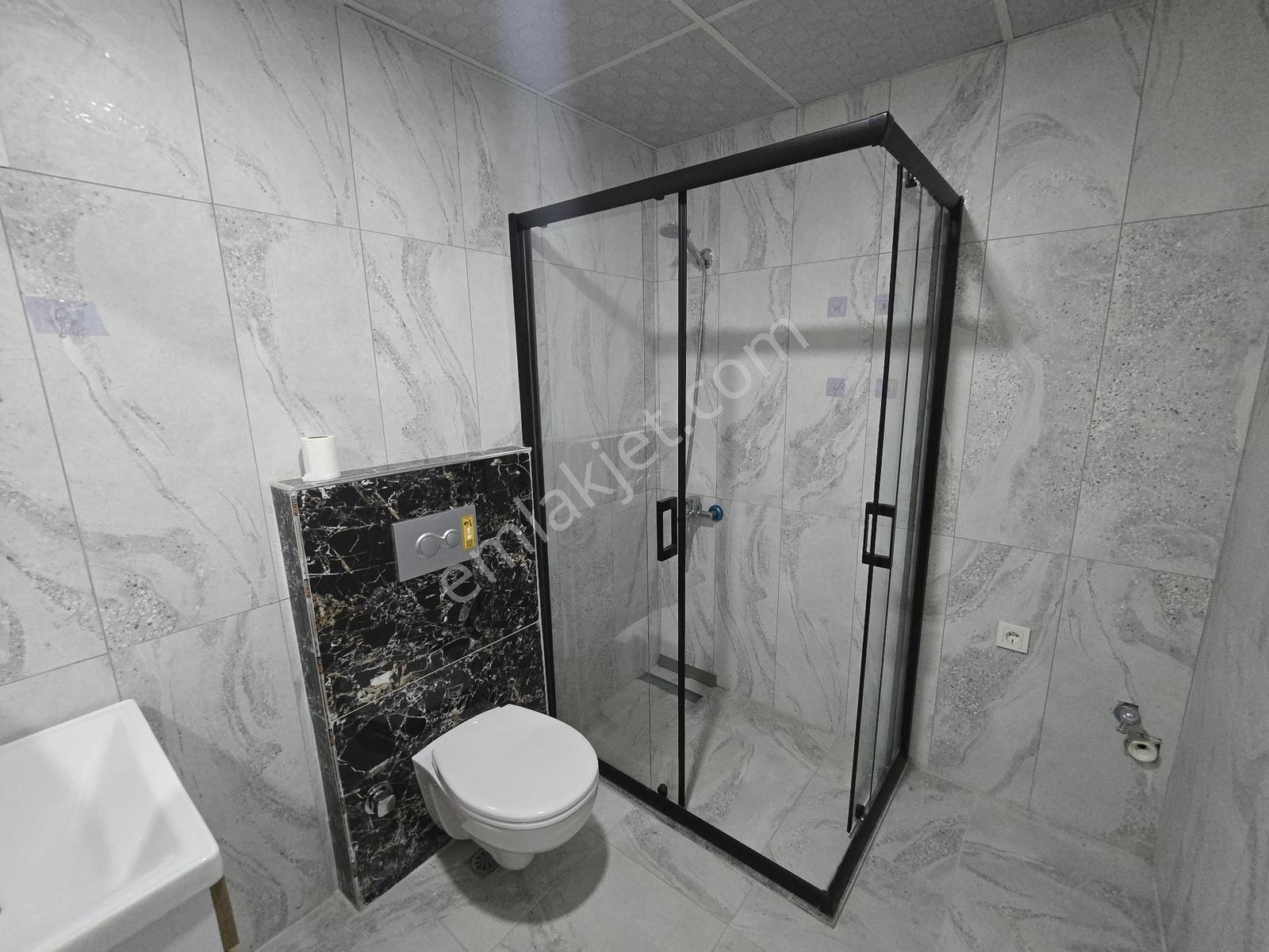 Atatürk Mahallesi Eşyalı Ara Kat Kiralık 1+1 Daire - Görsel 6