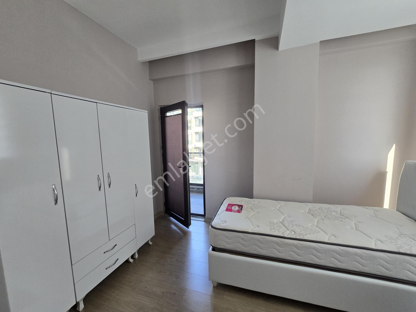 Atatürk Mahallesi Eşyalı Ara Kat Kiralık 1+1 Daire - Görsel 16