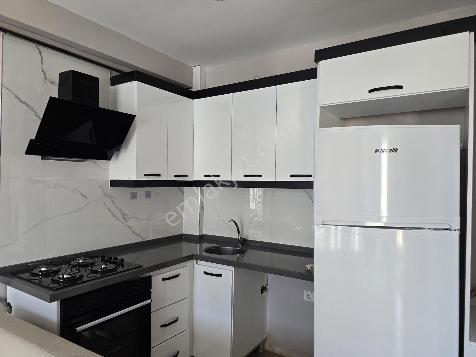 Atatürk Mahallesi Eşyalı Ara Kat Kiralık 1+1 Daire - Görsel 29
