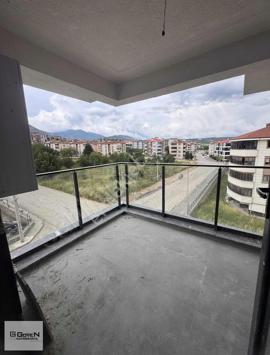 Safranbolu Esentepe Mah 2+1 Ebeveyn Banyolu Sıfır Daire - Görsel 10