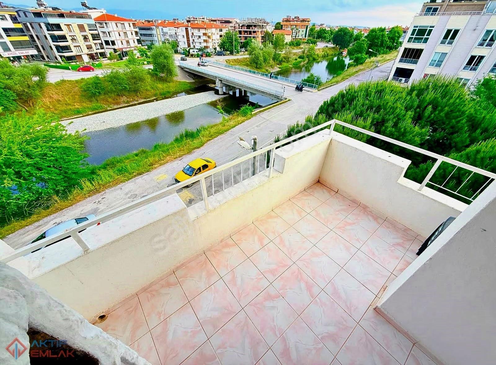 ▓aktif'ten İkizçayda Manzaralı Ön Cephe Çift Wcli Ferah 3+1daire - Görsel 8