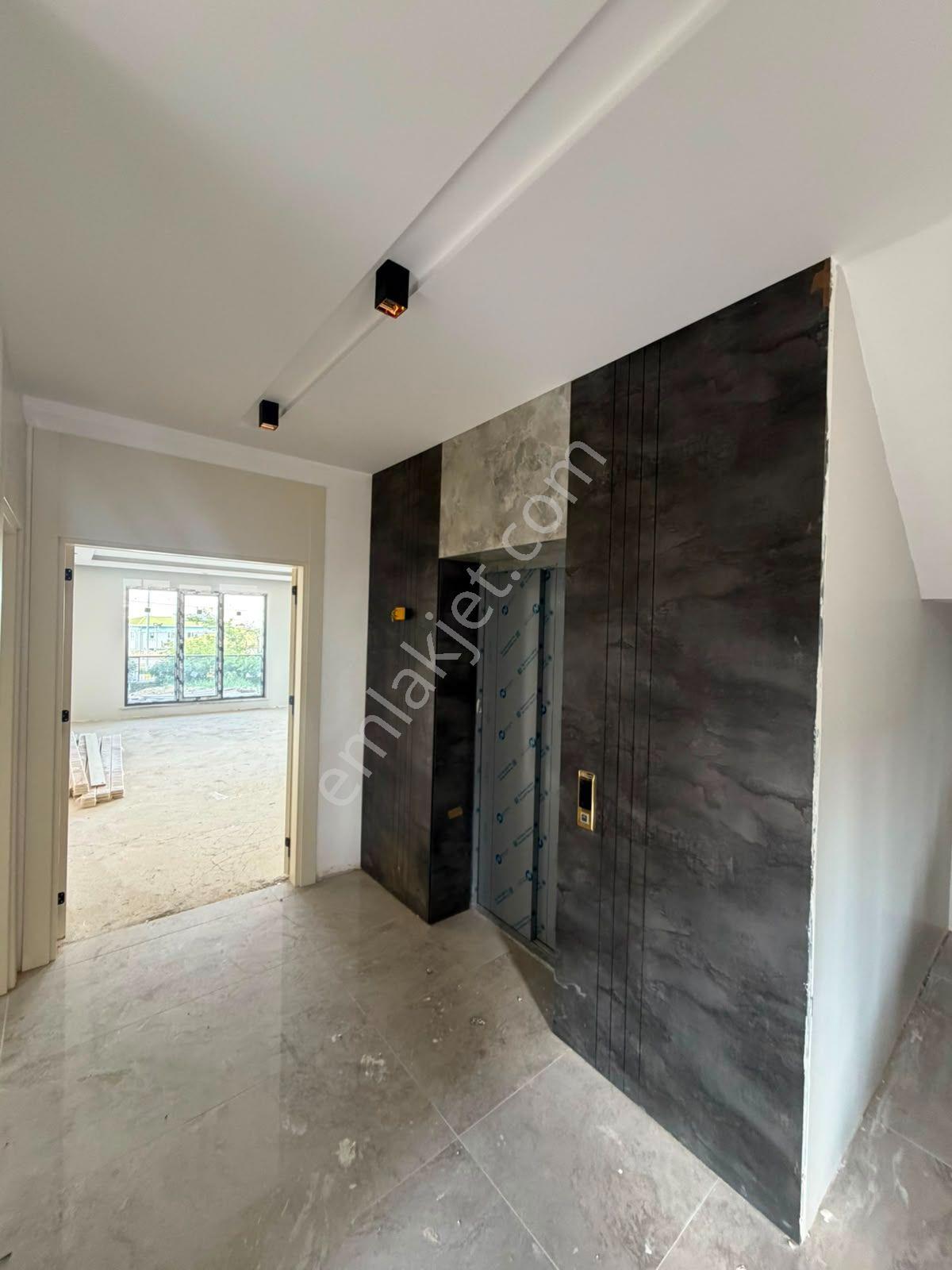 Edremit'te Satılık Ultra Lüks Deniz Manzaralı Site İçi Dublex Villa - Görsel 18