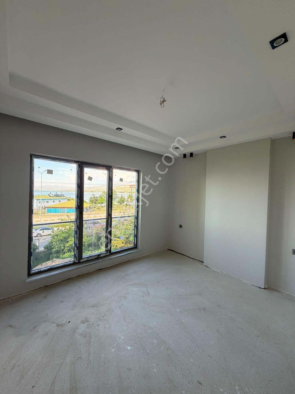 Edremit'te Satılık Ultra Lüks Deniz Manzaralı Site İçi Dublex Villa - Görsel 3